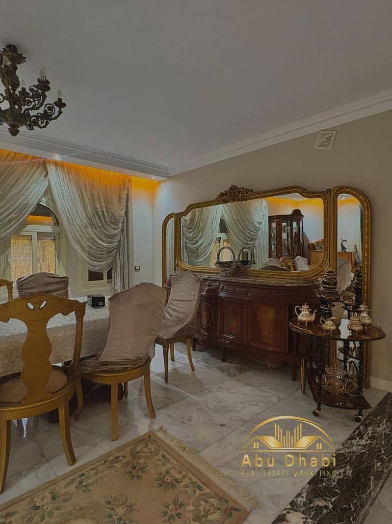 6 602370164_861612609948970_8394205799439695024_n. jpg