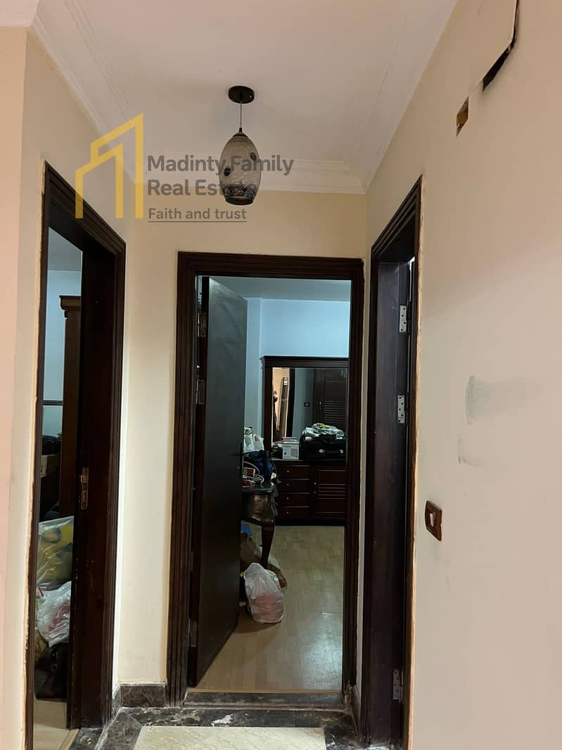 5 9520d579-656c-4e35-9f55-1abc8423d75b. jpg