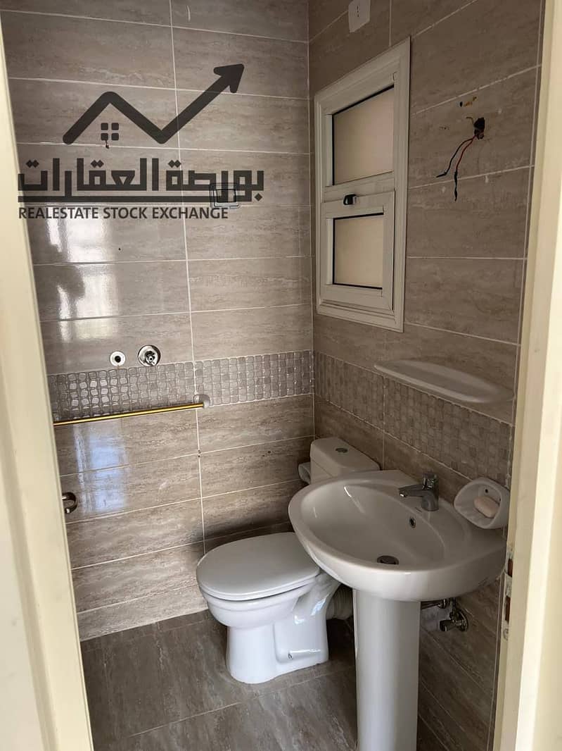 6 577148912_844387424949455_8177654903517118534_n. jpg