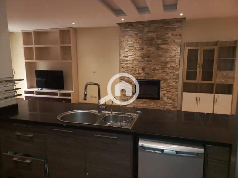 13 e0833807-e931-4801-8e0a-bf0ef8dce6b0. jpg