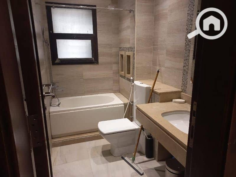 14 88690935-1e9d-404a-8840-9a193723c64f. jpg