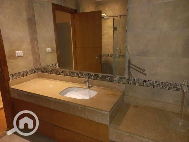 16 e5ef1be1-0d11-48af-94f6-528eb2d48391. jpg