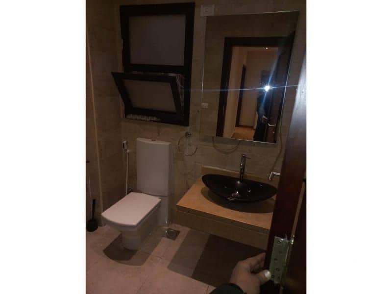 17 978ab06c-84ab-4119-aff0-2803a2864d89. jpg