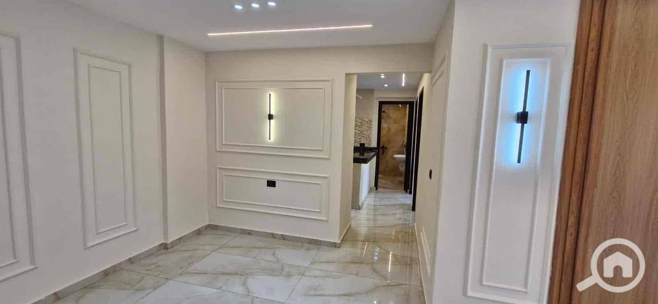 16 0e310489-7190-4786-b13d-02a77355681c. jpg