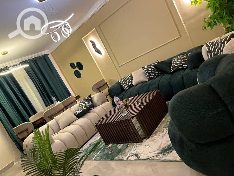 2 a9c74e11-b0e1-4988-b338-eb7fe1e6ae32. jpg