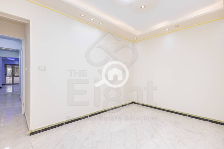 10 (9) 0U8A9918. jpg