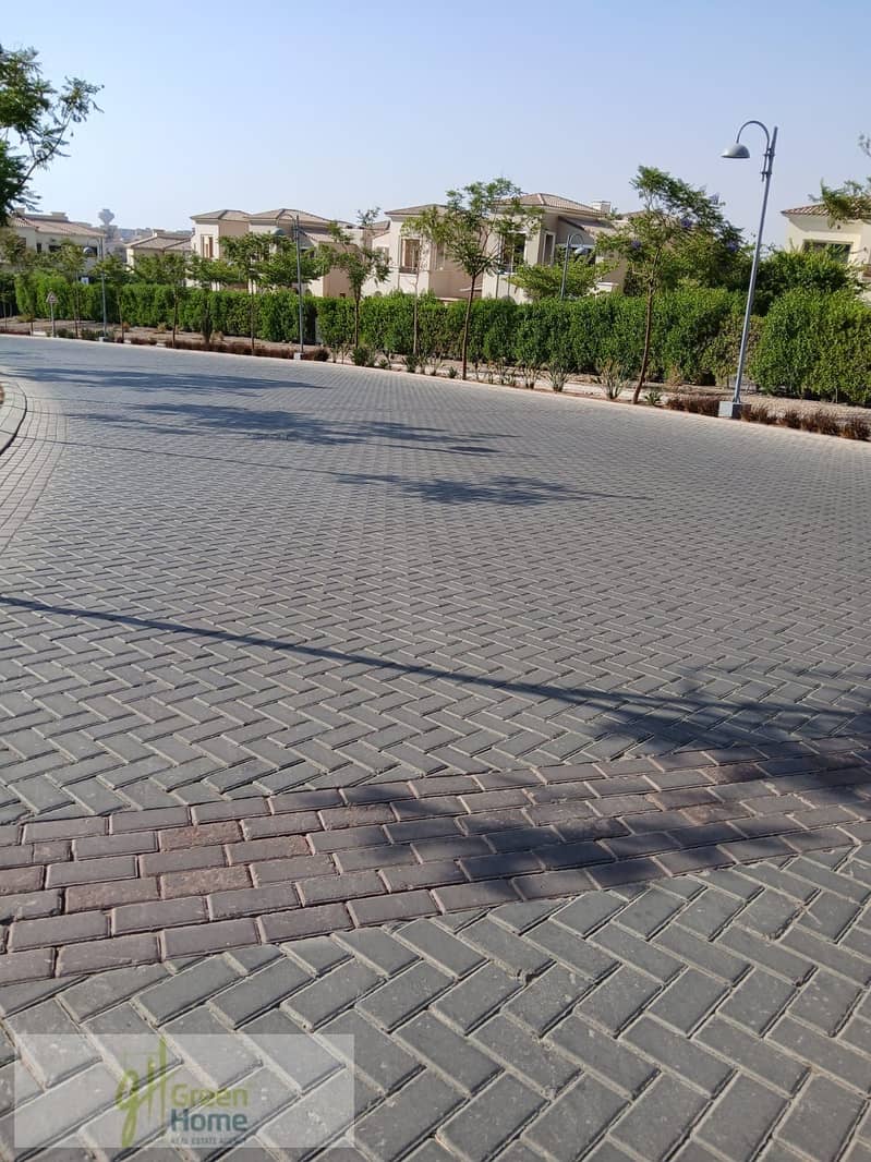 15 e252bfde-4d0d-4c0b-9229-9ba38c71c908. jpg