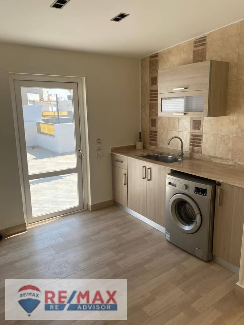 12 WhatsApp Image 2025-10-27 at 6.07. 15 PM. jpeg