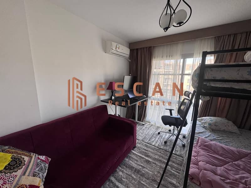 18 def3d2cc-06fe-41f7-808c-7fb0636d6dc4. jpg