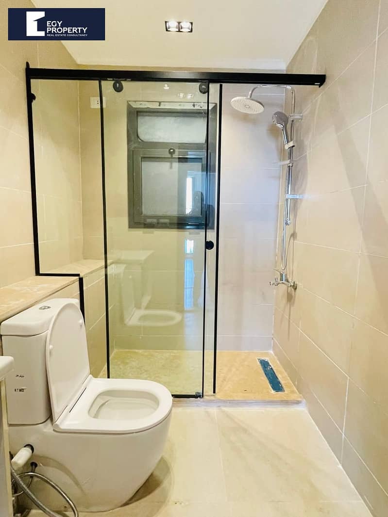 8 3a8bd3e1-2b75-4c77-bd23-d54f9c0d3730. jpeg