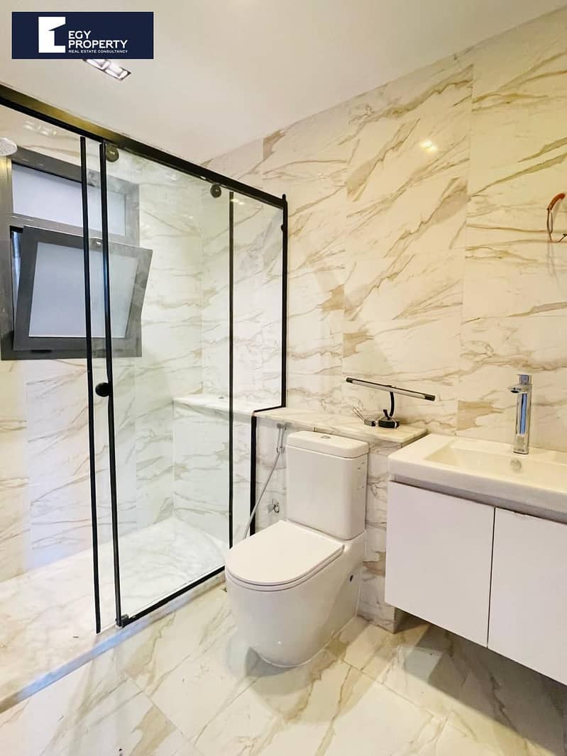 10 63ad78fc-184d-4575-9af6-7f5dab50c19f. jpeg