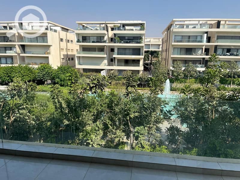 2 1975ae13-47c0-4838-895b-300ef9b313a4. jpg