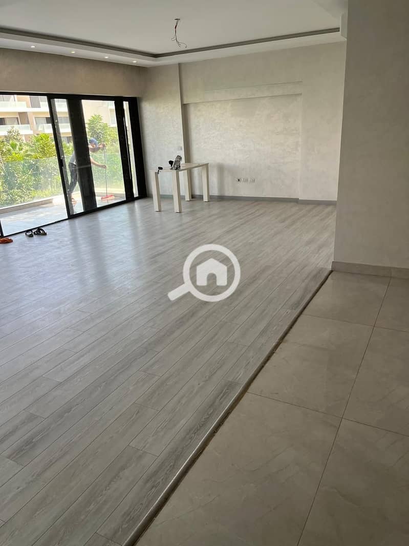 9 98697768-6727-4e6a-922a-183c59ba5b09. jpg