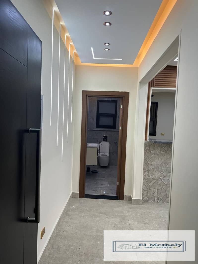 3 4adf4ad2-c3c4-4905-8ba8-20e9f226840e. jpg