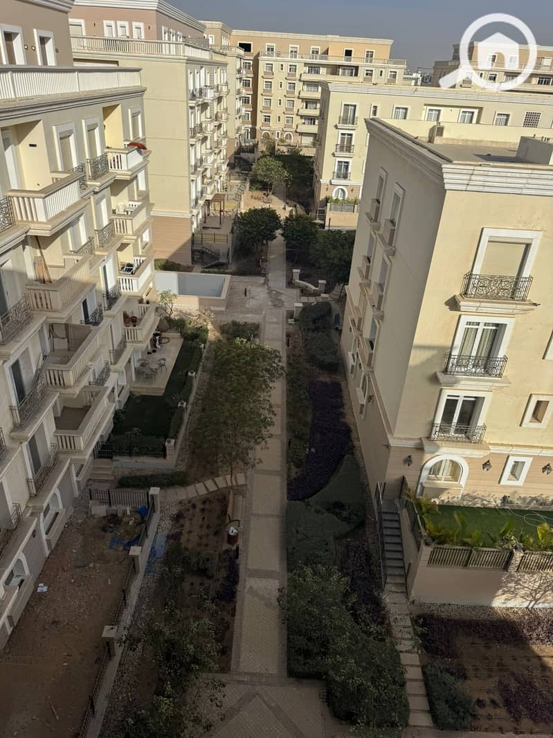 42 WhatsApp Image 2026-01-26 at 17.45. 05. jpeg