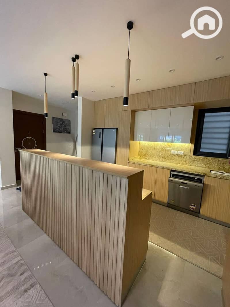 11 89fd9ca2-6270-4ddc-927b-48aa49f24d45. jpeg