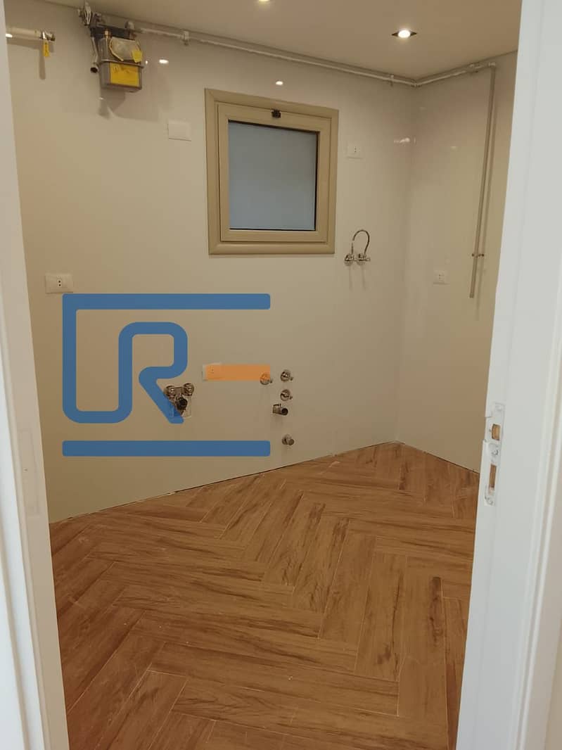 6 4350ed4e-f2b9-49ce-917d-8f0cd0476be1. jpg