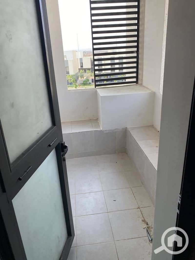 16 7b68c839-295e-4d70-9751-b92654ce8d70. jpeg