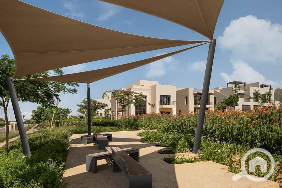 3 WhatsApp Image 2025-12-04 at 21.20. 38_3fe982e6. jpg