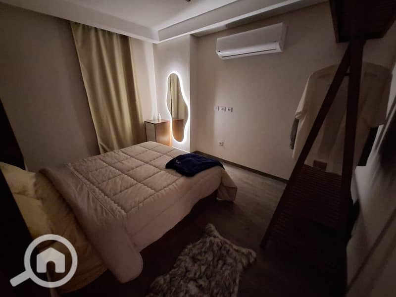 15 e962f19b-90f9-4563-8286-059344ac93fc. jpg