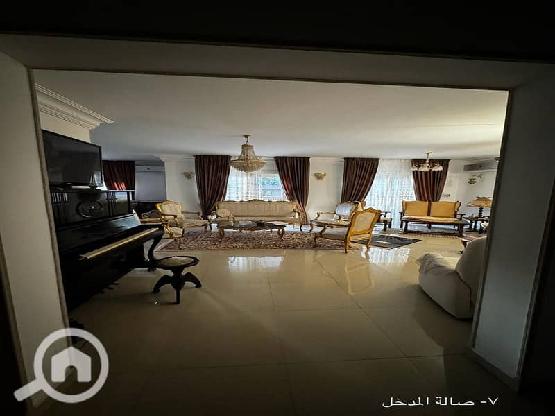 21 a52ef350-0941-48fd-8c3e-1709a39ed8e1. jpeg