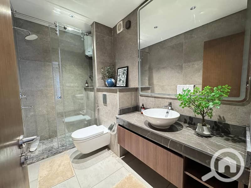 16 a0aa611a-2daa-43fd-9674-4b89d9ddd934. jpg