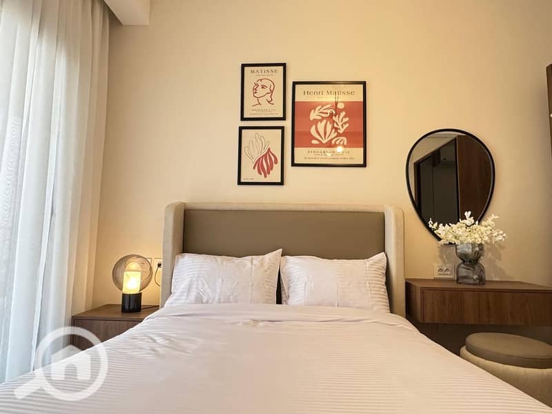 19 b049f297-f196-40a3-92b2-5a91829c8c6e. jpg