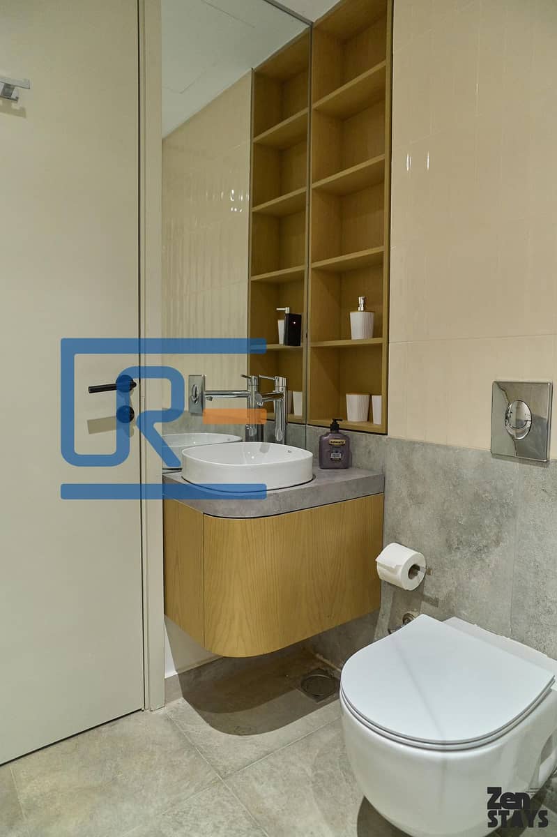 9 e60ce68a-27fb-4e07-997c-d91b53d31351. jpg