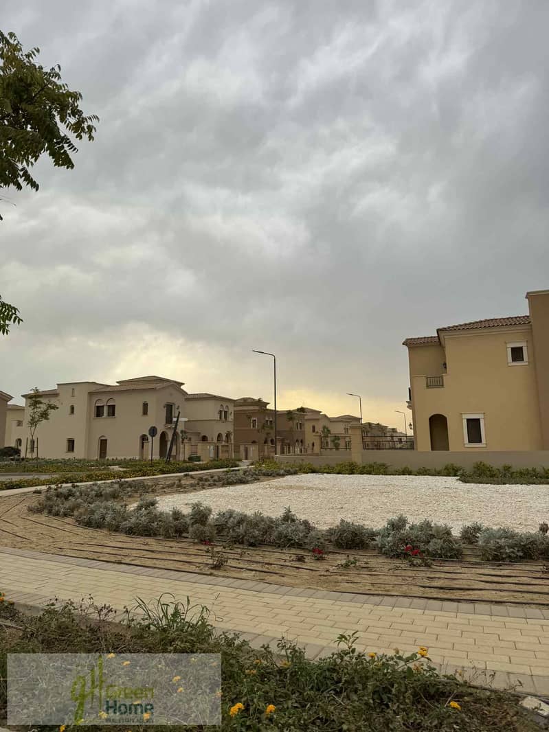 13 4cf57aae-00b8-4de4-9a91-c9d6b08e5590. jpeg