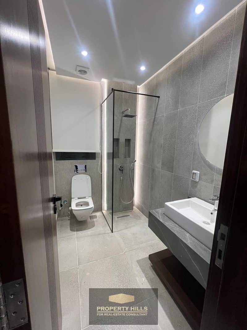 5 WhatsApp Image 2025-11-04 at 12.26. 31 PM. jpeg