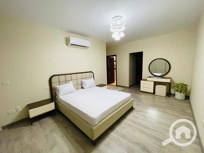 4 712c1434-a779-4c10-bf96-5832b969be0c. jpg