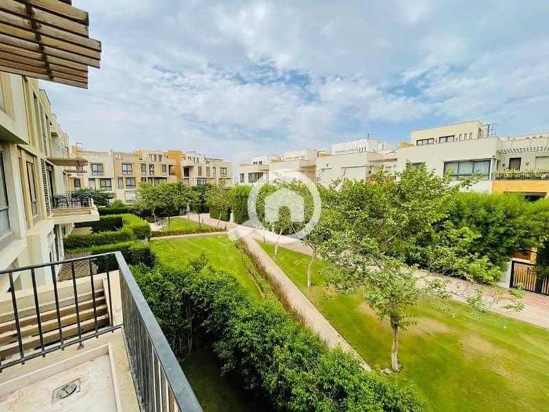 11 5bcc2f43-e430-4aff-8c15-127eb81a4cd7. jpg