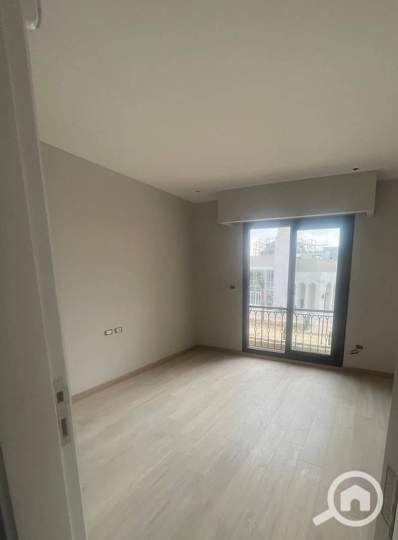 12 WhatsApp Image 2024-09-24 at 14.50. 19_387bb5eb. jpg