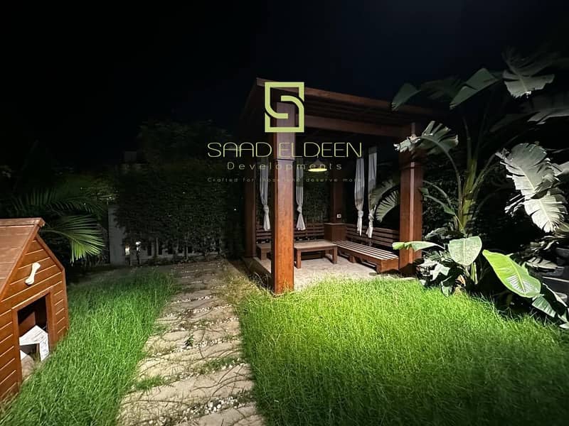 2 c6a6a221-5e3c-47fc-925e-79bb9f9d875a. jpg