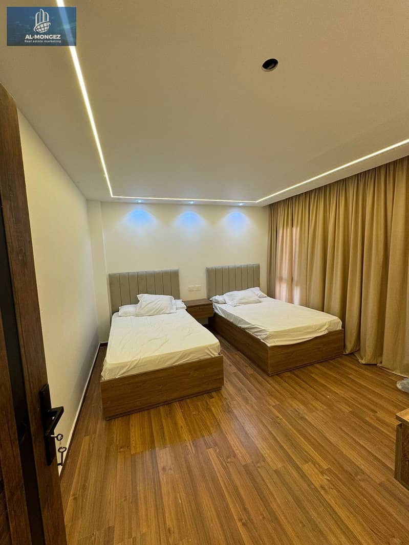 7 0d3980d0-c836-4de2-ac80-fdf50c94e943. jpg