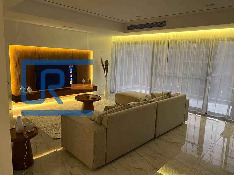 9 22a41a9f-230d-45b7-82de-5252186f080a. jpg