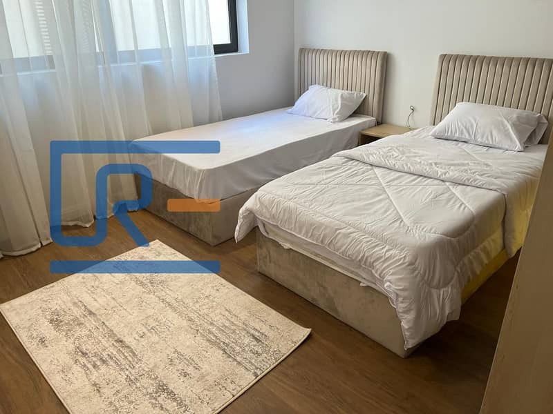 12 df007874-7db8-4764-9432-0af5b0a7b75d. jpg