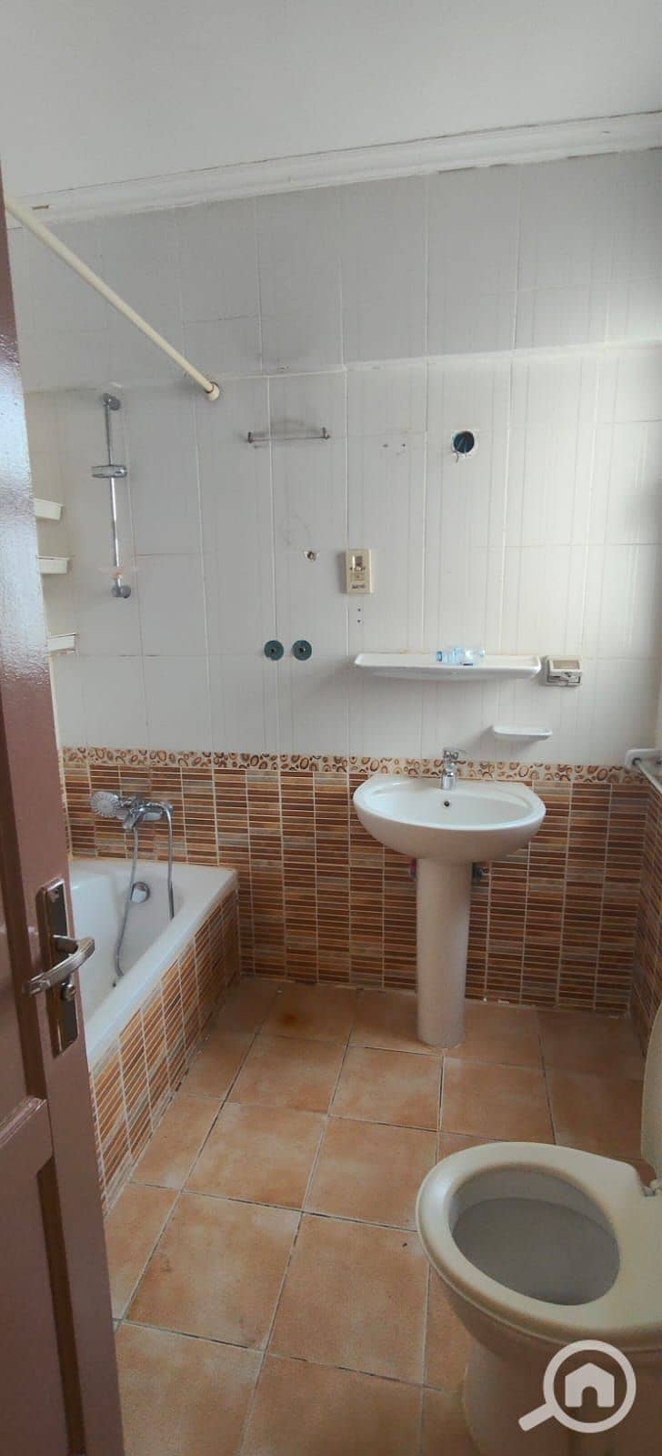 7 30b18b17-8422-424c-ba2b-aa5e98169d64. jpg