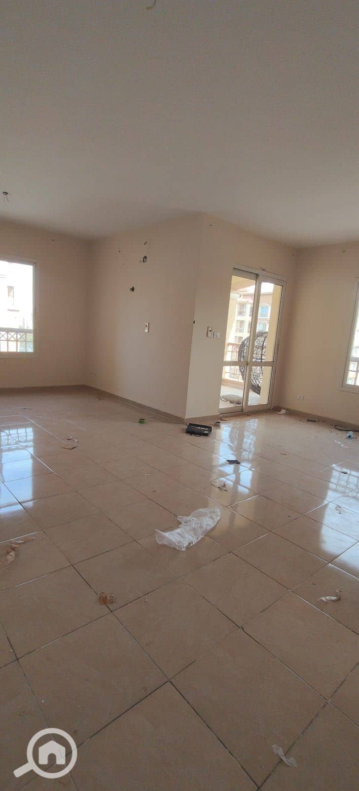 18 ce8b909d-35d9-48db-850a-57da39bc3ff4. jpg