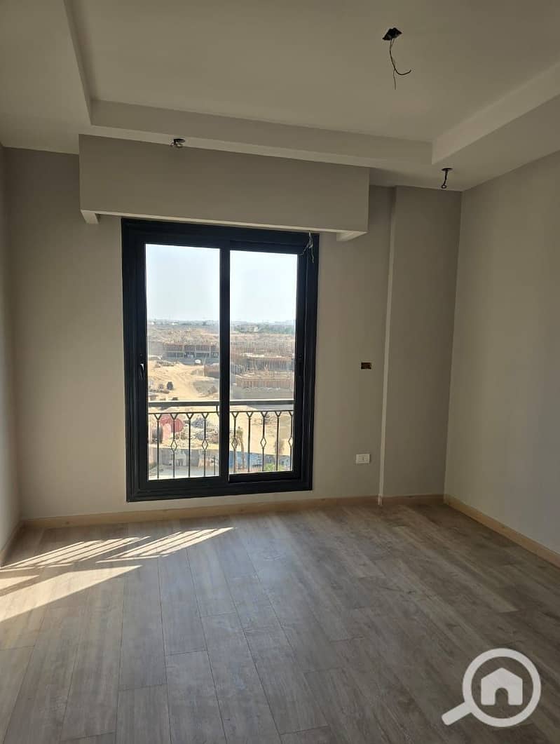 12 WhatsApp Image 2025-08-19 at 17.50. 17_9530b5c2. jpg