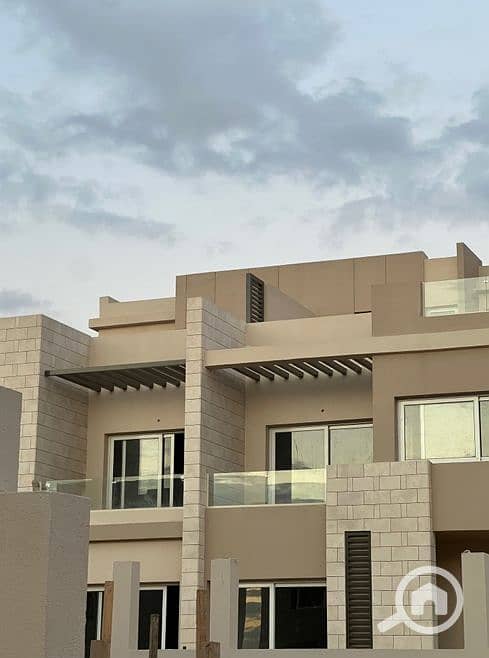 10 Screenshot_9-1-2026_133421_ - Copy. jpeg