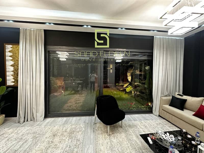 4 38c23524-ff60-4fd1-a2d9-f795c6f82011. PNG