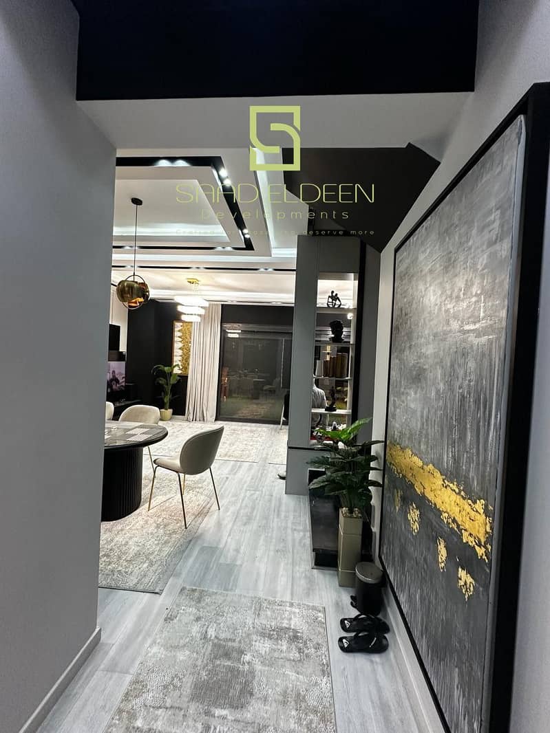 12 edf55a16-9a75-45c3-88bf-80d644f3bae4. jpg