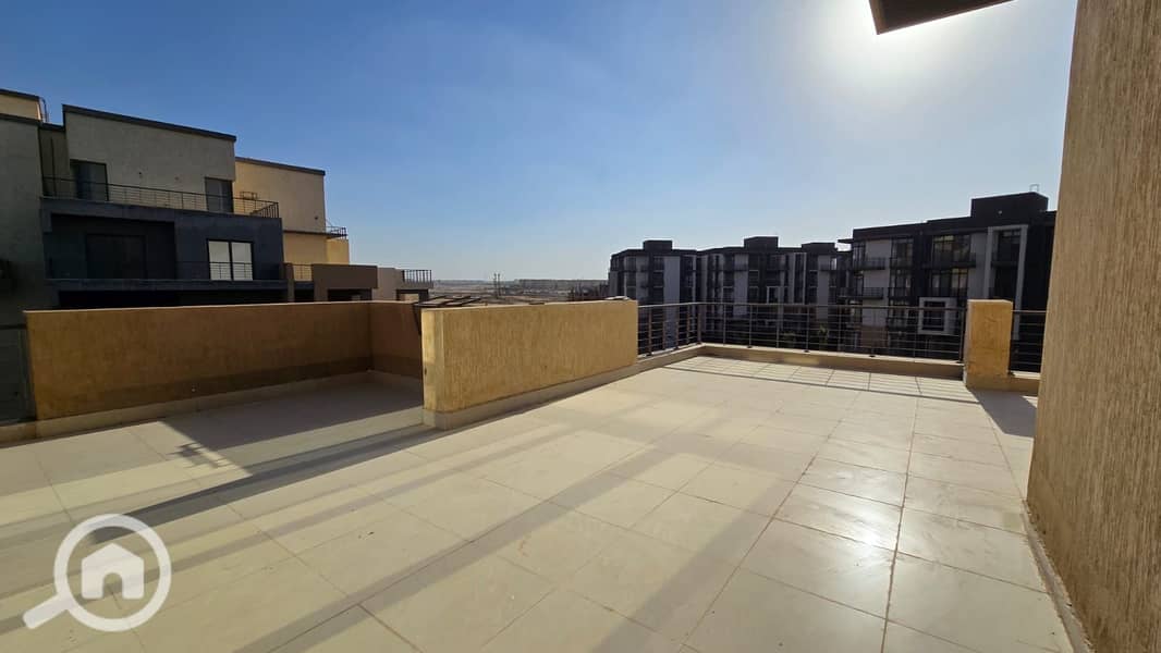 18 b91ab686-a23a-4fe3-8012-f7d4d8602d3f. jpeg