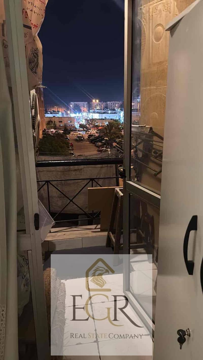 4 9bc7da12-2c00-4693-98ca-52fc69c82943. jpg