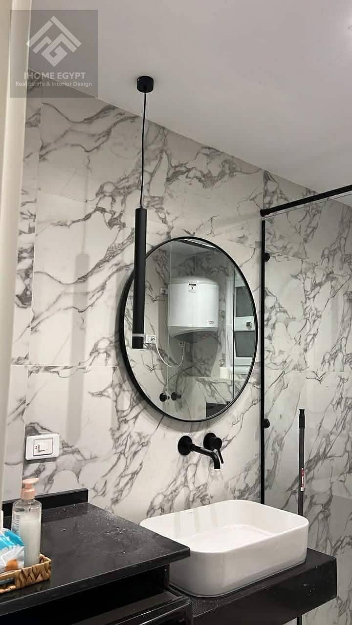 9 908de665-2abc-45d8-a63a-8b65566c7dd1. jpg