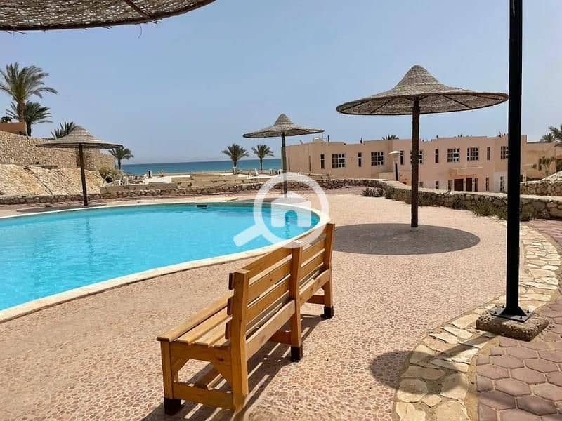 2 5054981-bella-romance-09ZT4CNzxn. jpg