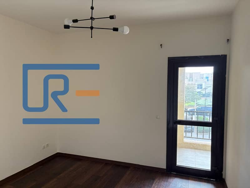 2 5a6f0379-f98b-4179-9a57-835edb909679. jpeg