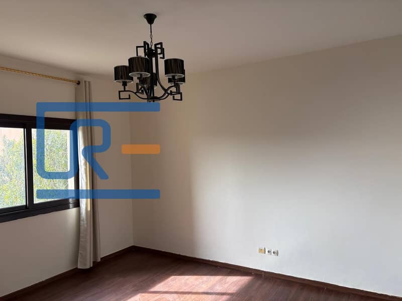 6 0d24e4d9-84e5-46ae-bfe2-824f599a8fac. jpeg