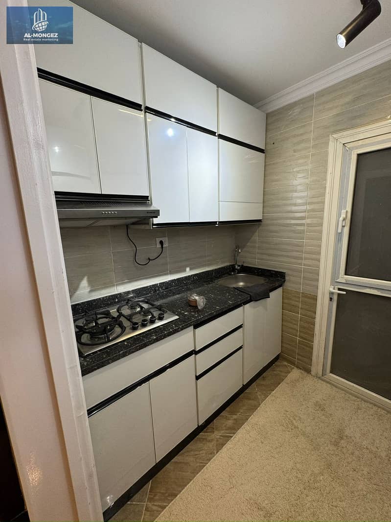 6 e9ae3c8f-e635-4907-a07d-67875c85bd67. jpg